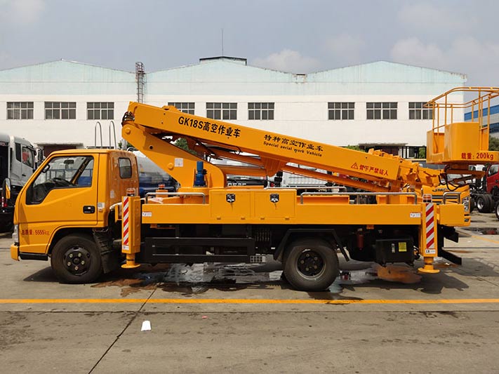 江铃直臂18米高空作业车