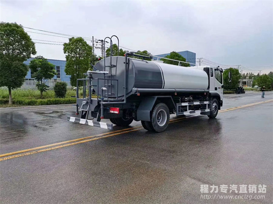 国六福田瑞沃10吨洒水车