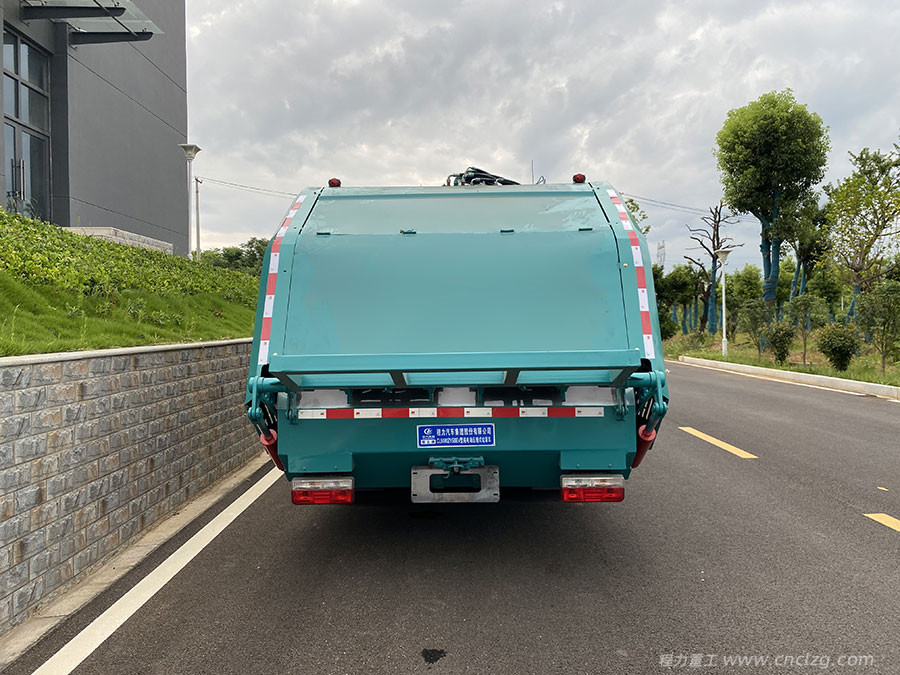 东风纯电动8方压缩垃圾车