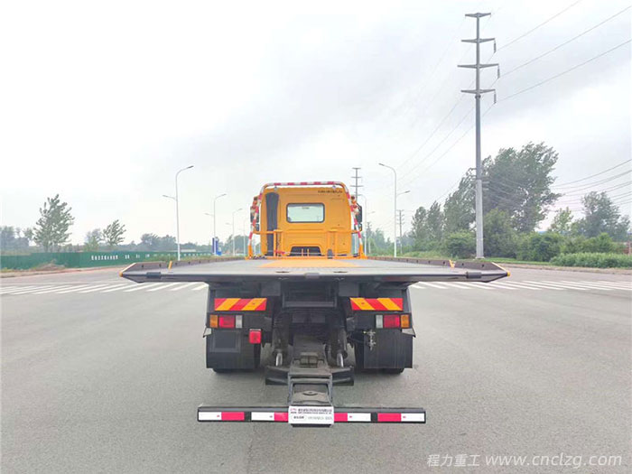東風(fēng)柳汽乘龍柳汽平板清障車.jpg